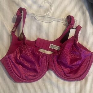 Wacoal Shimmering Fuchsia Bra